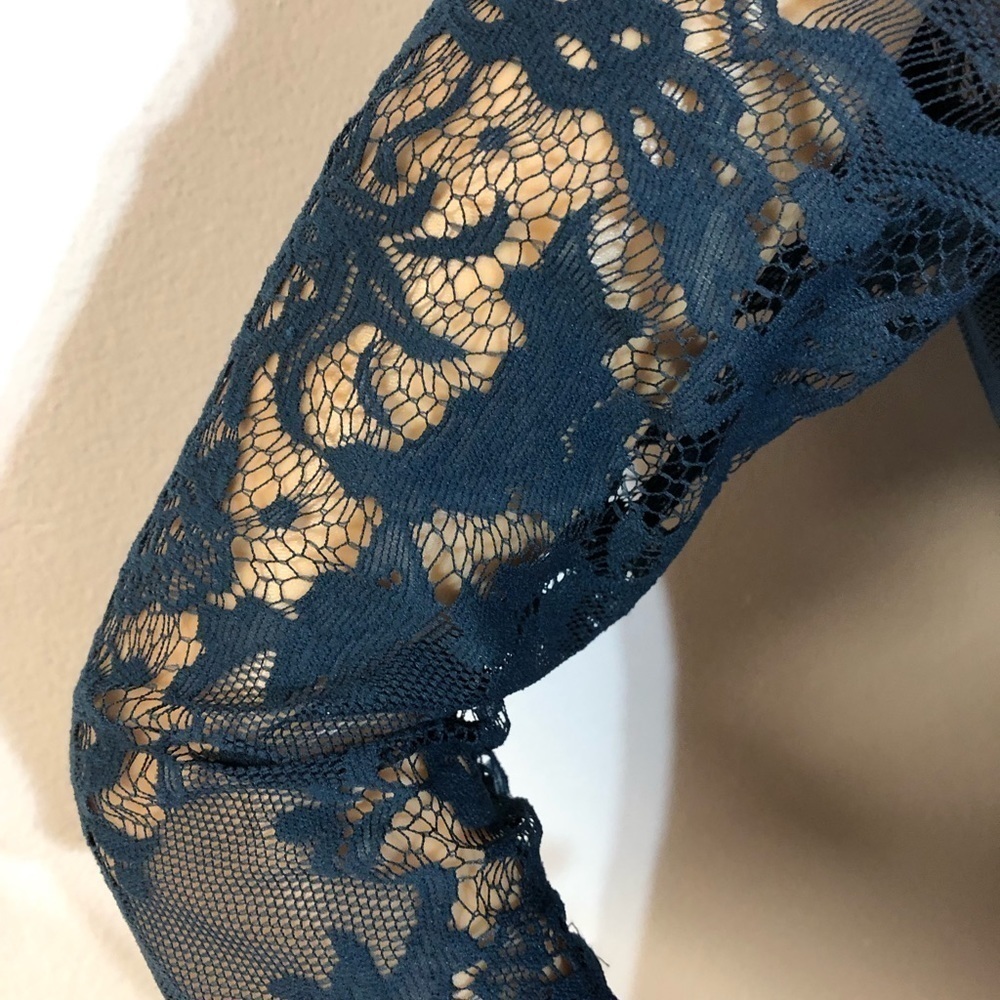 ADRIANNA PAPELL  SPECIAL OCCASION LACE DRESS - Picture 5 of 7